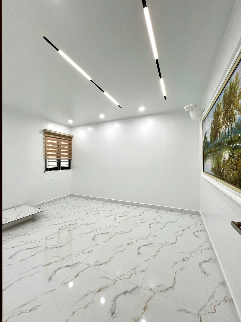 BÁN NHÀ SÂN CỔNG NGÕ 304 CHỢ HÀNG, LÊ CHÂN, HẢI PHÒNG